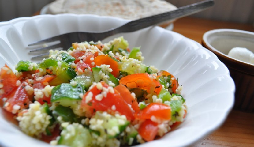 Восточный салат с кускусом