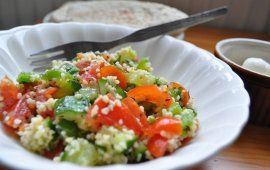 Восточный салат с кускусом